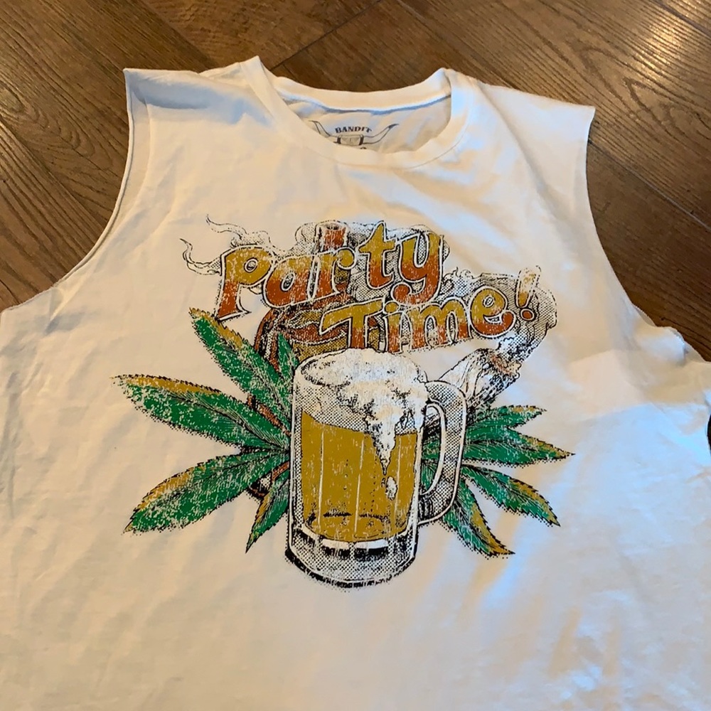Cut off party shirt